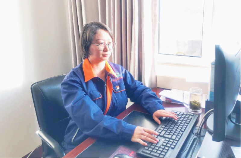 省物產(chǎn)集團黨務工作者、先進模范持續(xù)熱議黨的二十大精神（二）