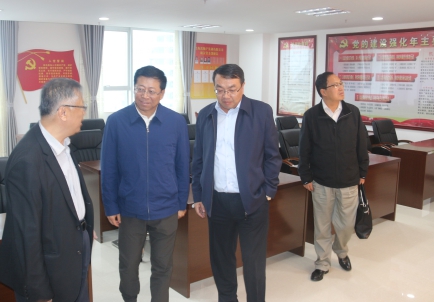 青海省副省長、省國資委黨委書記、主任王黎明，蒞臨省物產(chǎn)集團調(diào)研指導工作