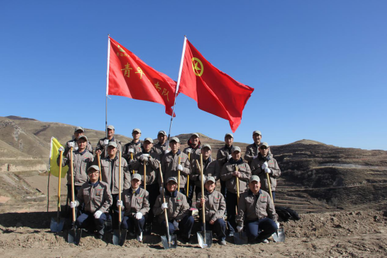 有一種奉獻叫“五四精神”，有一種擔當叫“青年突擊隊”